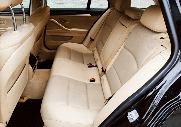 BMW Seria 5 cena 39900 przebieg: 280000, rok produkcji 2013 z Będzin małe 352